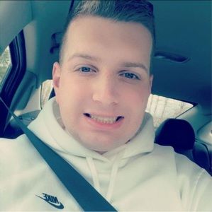 Meet your Posher, Alexander